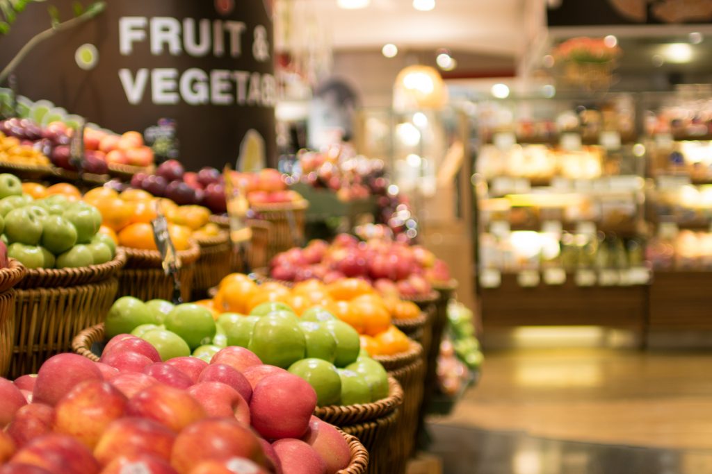 Le tavole degli italiani sono cambiate: più salutari e genuine con il cibo bio